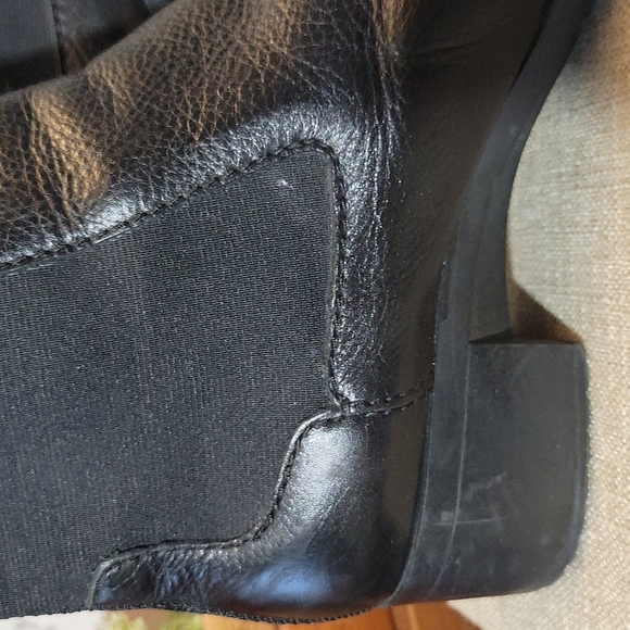 CIRCA Leather Bootie 10M - Picture 6 of 16